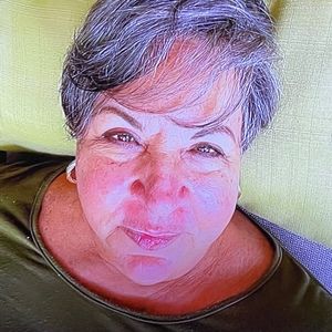 Meet your Posher, Sandra